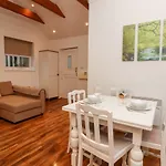 Lair Close Holiday home