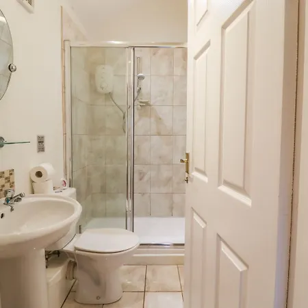 Dom wakacyjny Lair Close